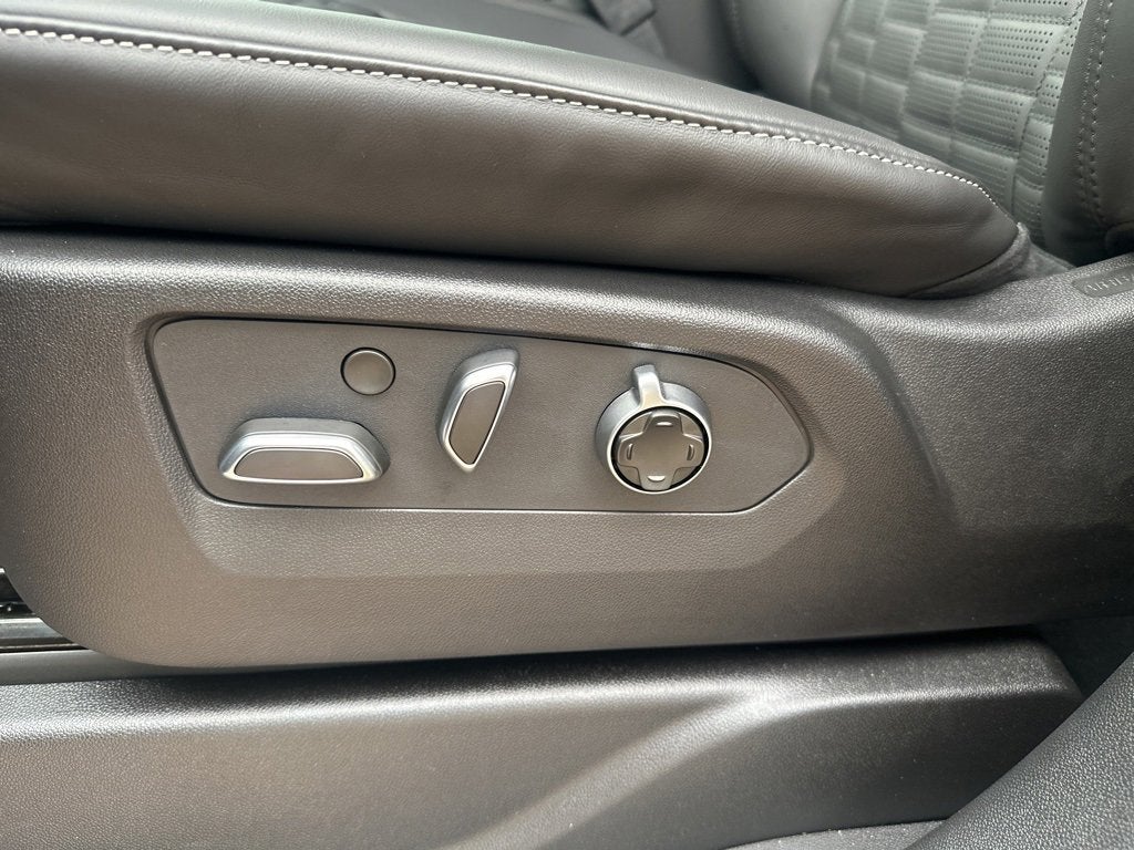 2025 Cadillac Escalade ESV Escalade-V ESV