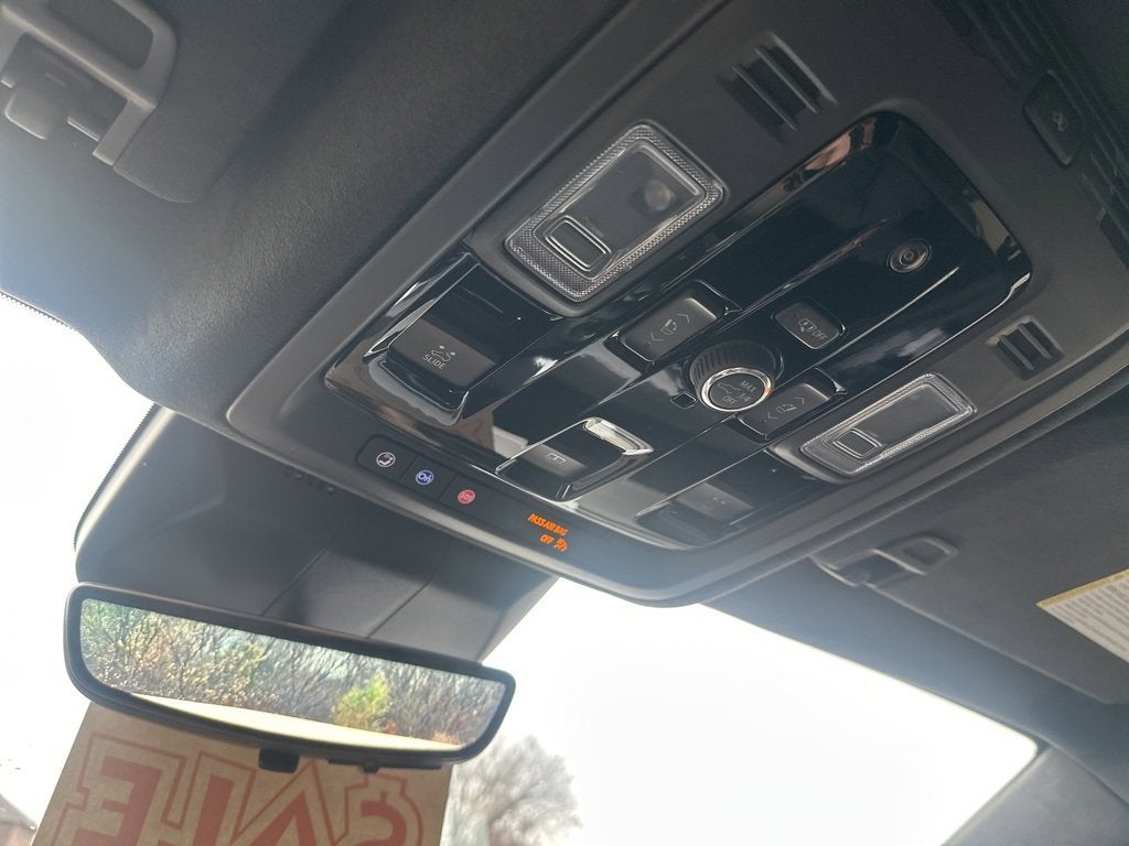 2025 Cadillac Escalade ESV Escalade-V ESV