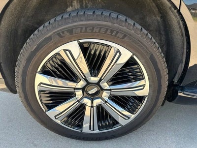 2025 Cadillac ESCALADE IQ Luxury 2