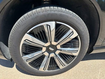 2025 Cadillac ESCALADE IQ Luxury 2