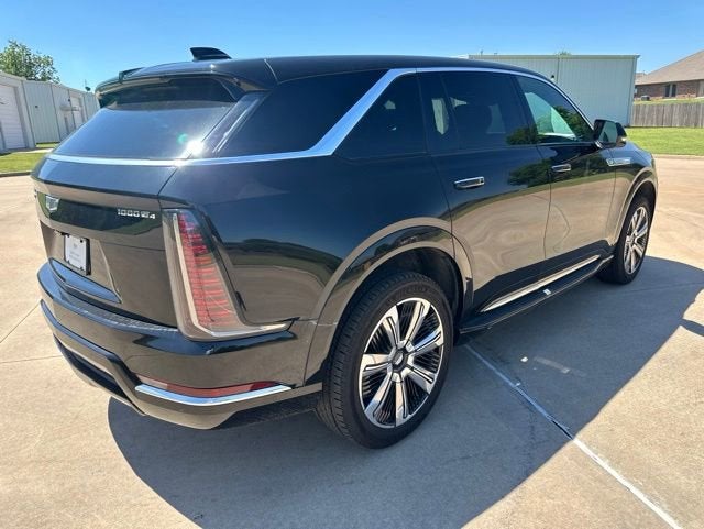 2025 Cadillac ESCALADE IQ Luxury 2
