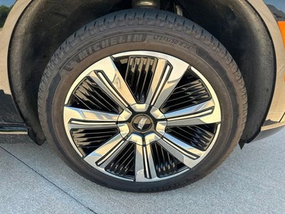 2025 Cadillac ESCALADE IQ Luxury 2