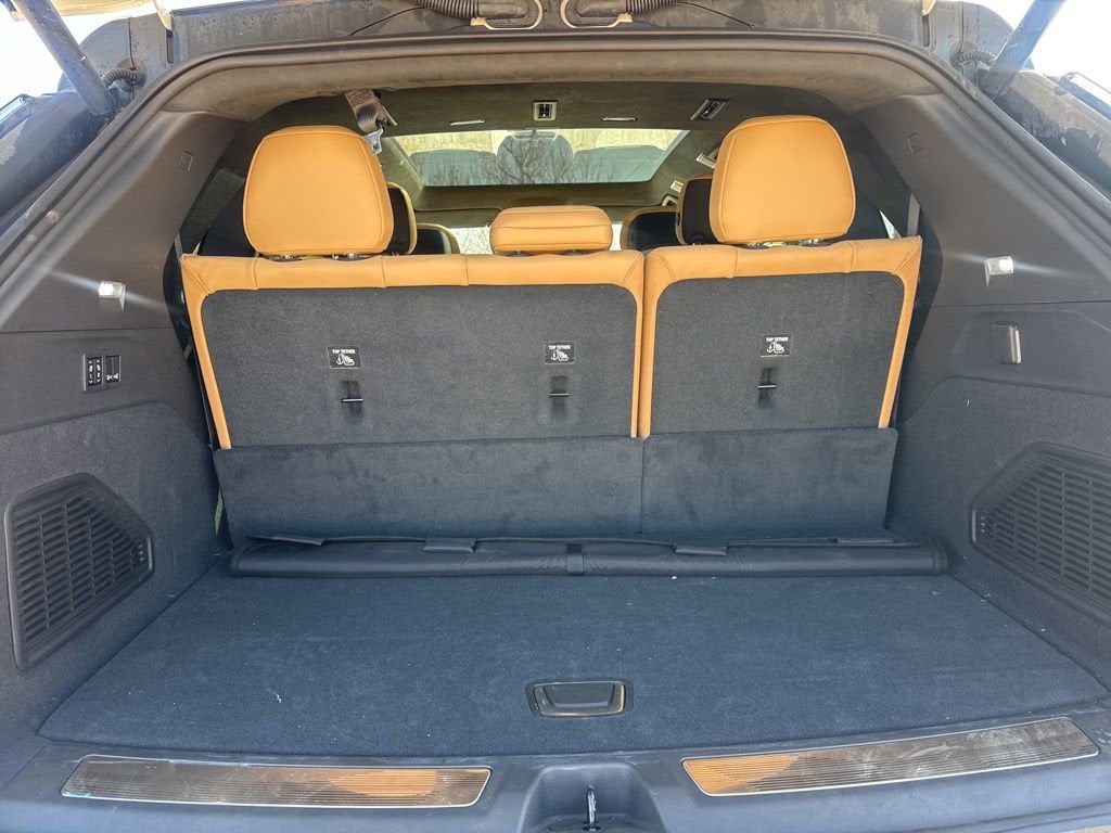 2025 Cadillac ESCALADE IQ Luxury 2