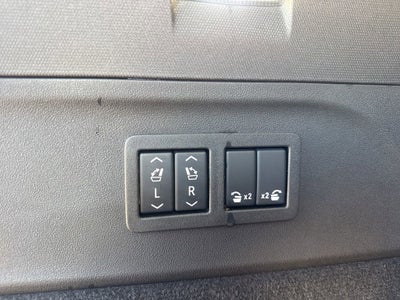 2025 Cadillac ESCALADE IQ Luxury 2