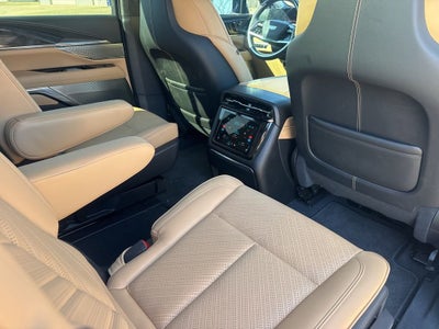 2025 Cadillac ESCALADE IQ Luxury 2