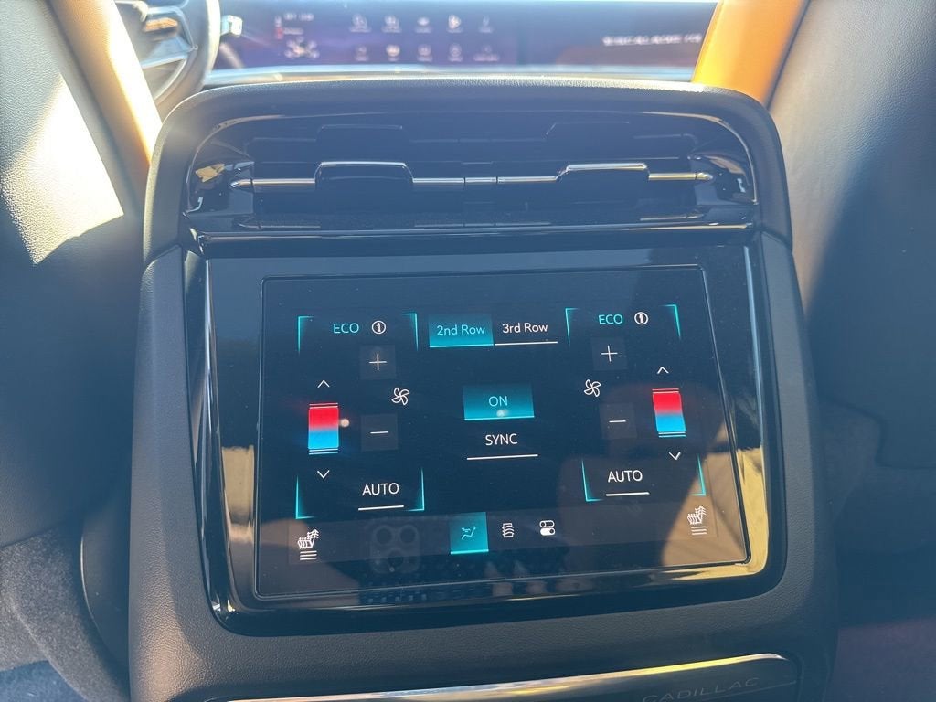 2025 Cadillac ESCALADE IQ Luxury 2