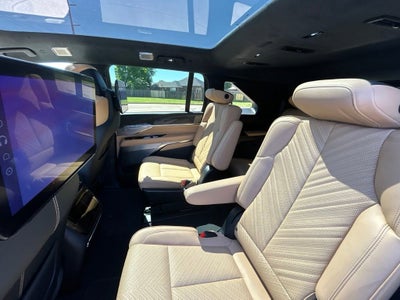 2025 Cadillac ESCALADE IQ Luxury 2