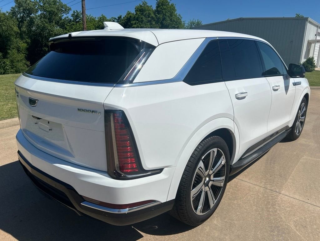 2025 Cadillac ESCALADE IQ Luxury 2