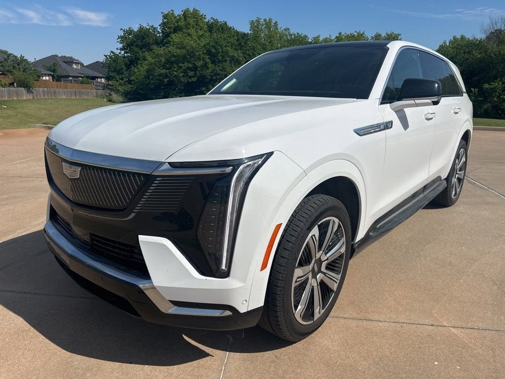 2025 Cadillac Escalade IQ Luxury 2 AWD's photo
