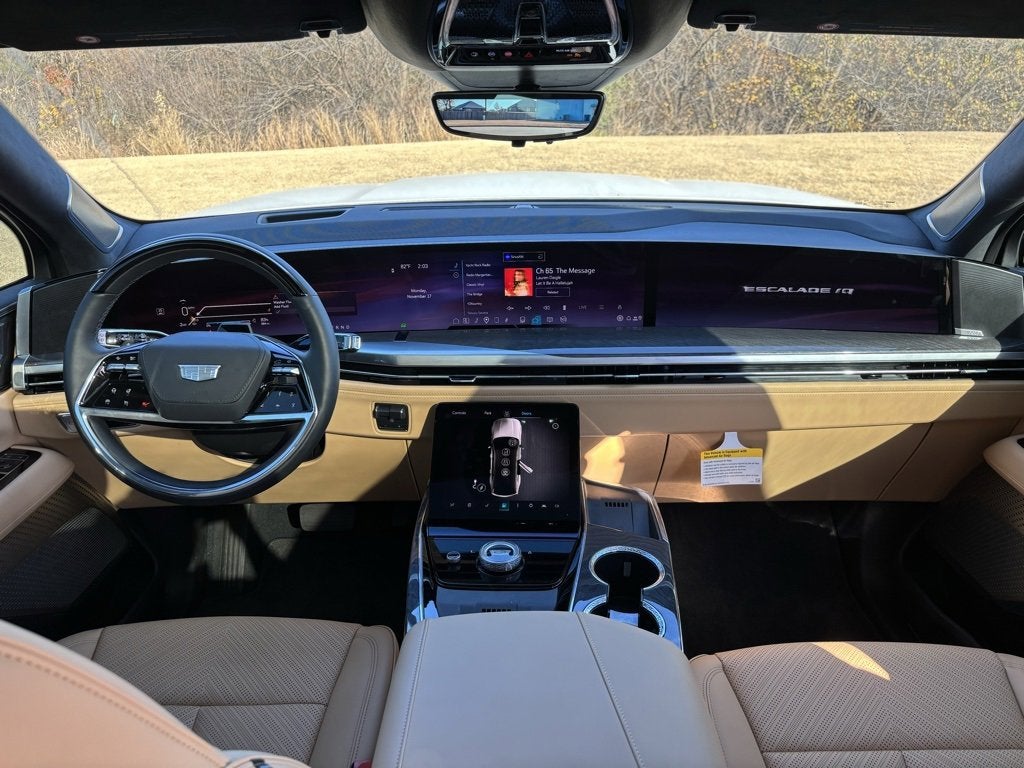 2025 Cadillac ESCALADE IQ Luxury 2