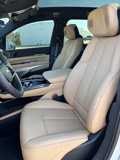 2025 Cadillac ESCALADE IQ Luxury 2