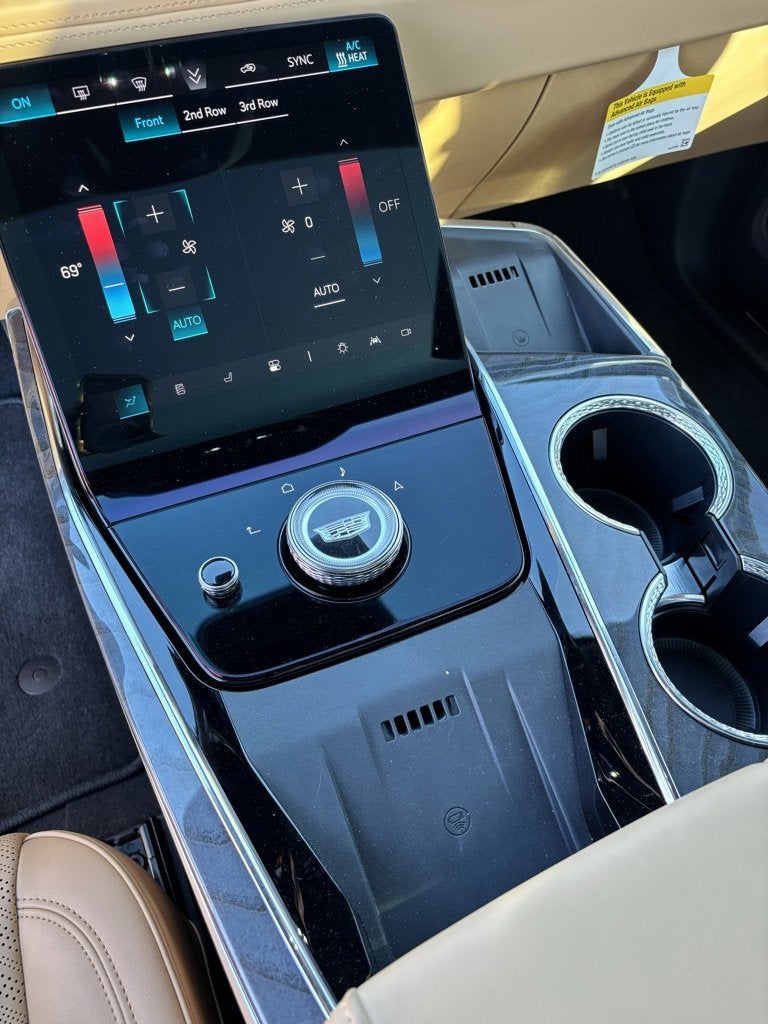 2025 Cadillac ESCALADE IQ Luxury 2