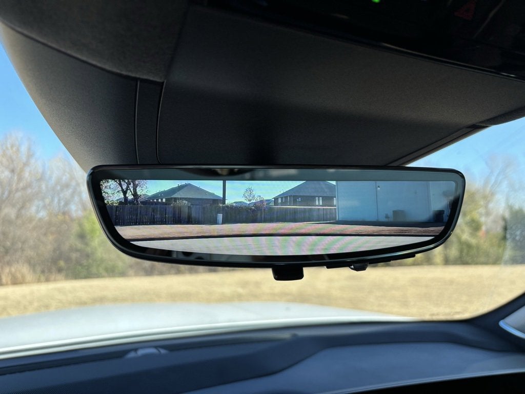 2025 Cadillac ESCALADE IQ Luxury 2