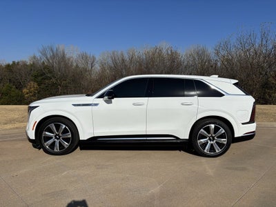 2025 Cadillac ESCALADE IQ Luxury 2