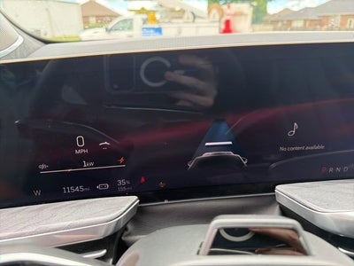 2025 Cadillac ESCALADE IQ Luxury 2