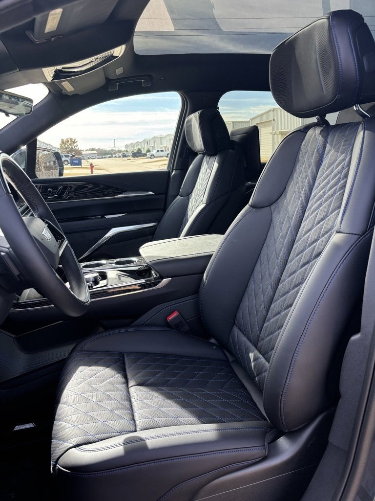 2026 Cadillac ESCALADE IQ Sport