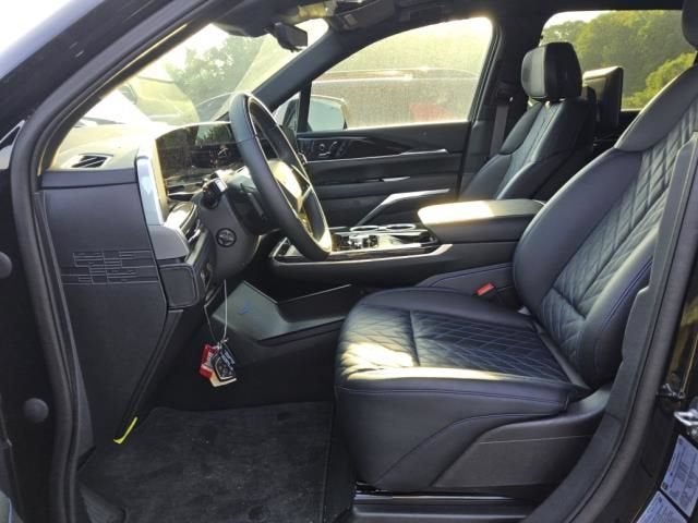 2025 Cadillac ESCALADE IQ Sport 1
