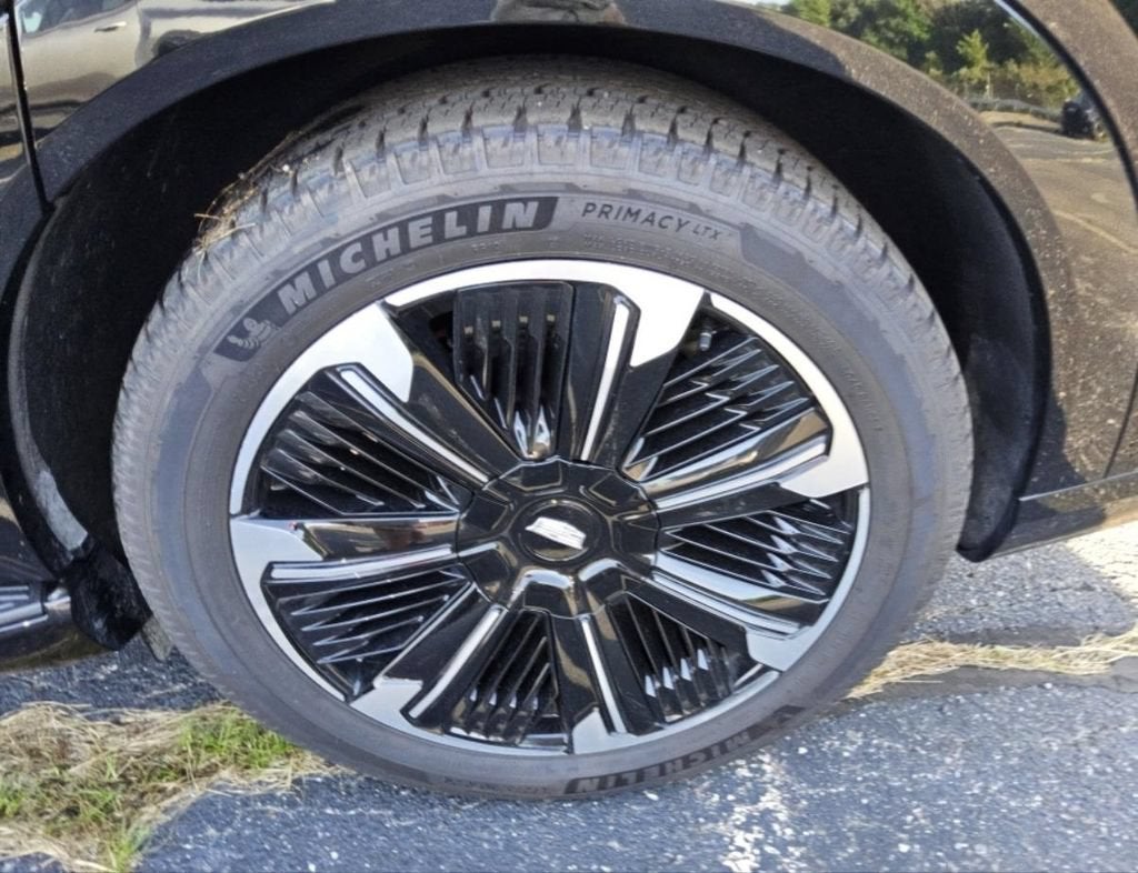 2025 Cadillac ESCALADE IQ Sport 1