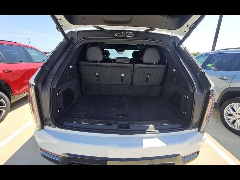 2025 Cadillac ESCALADE IQ Sport 1