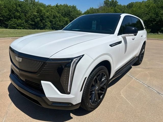 2025 Cadillac ESCALADE IQ Sport 2