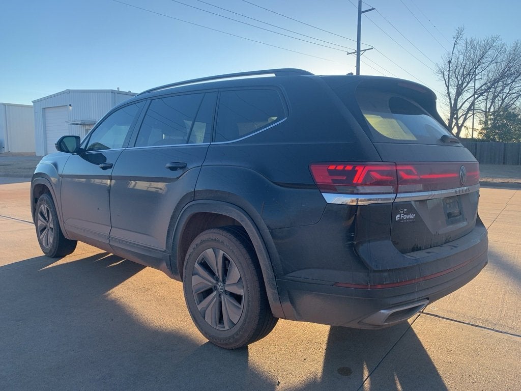 2024 Volkswagen Atlas 2.0T SE