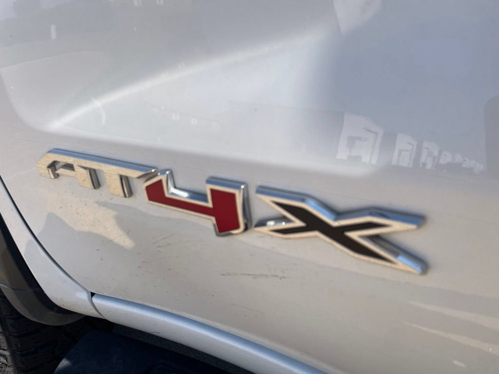 2023 GMC Sierra 1500 AT4X