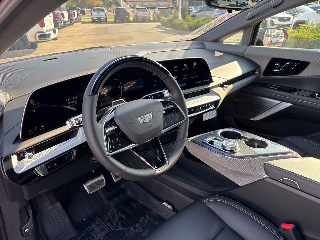 2025 Cadillac OPTIQ Sport 1