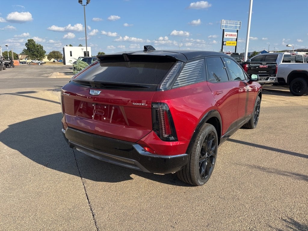 2025 Cadillac OPTIQ Sport 1