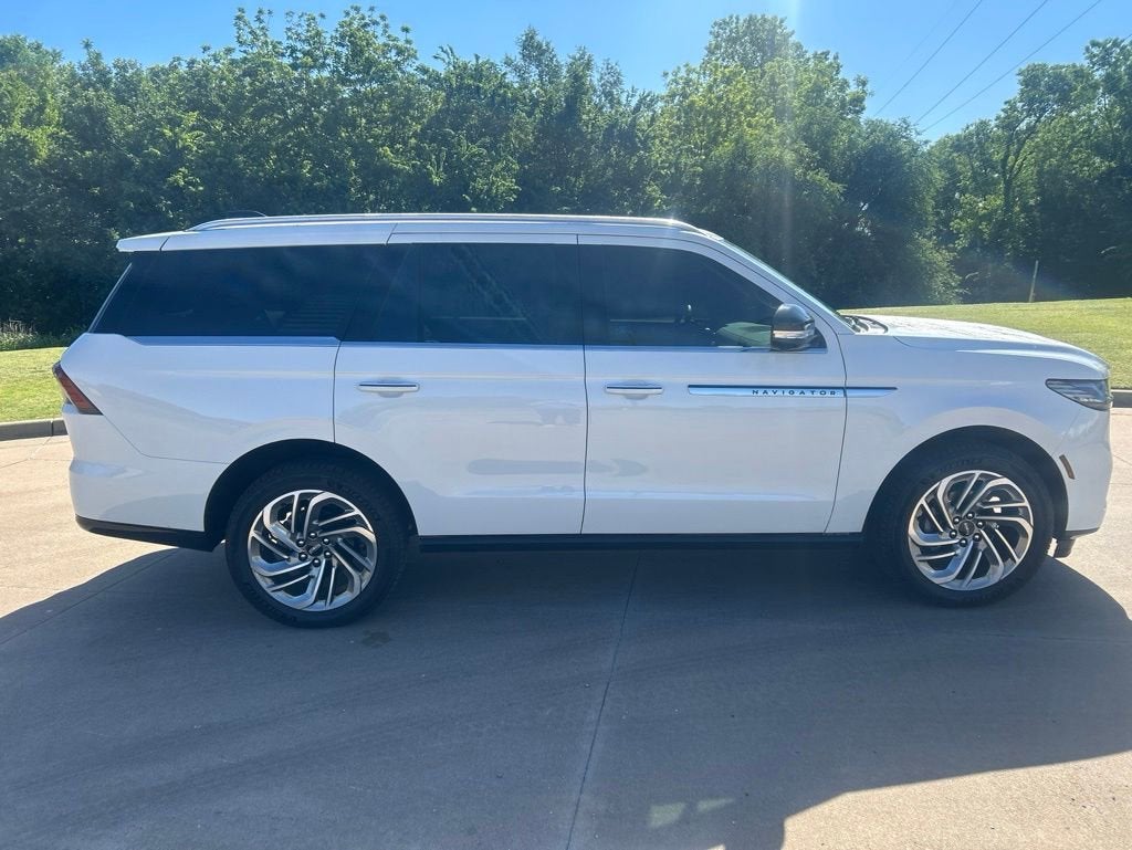 2026 Lincoln Navigator Reserve