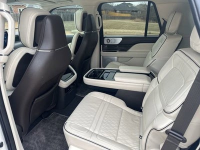 2023 Lincoln Navigator Black Label