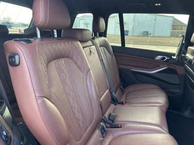 2023 BMW X7 xDrive40i