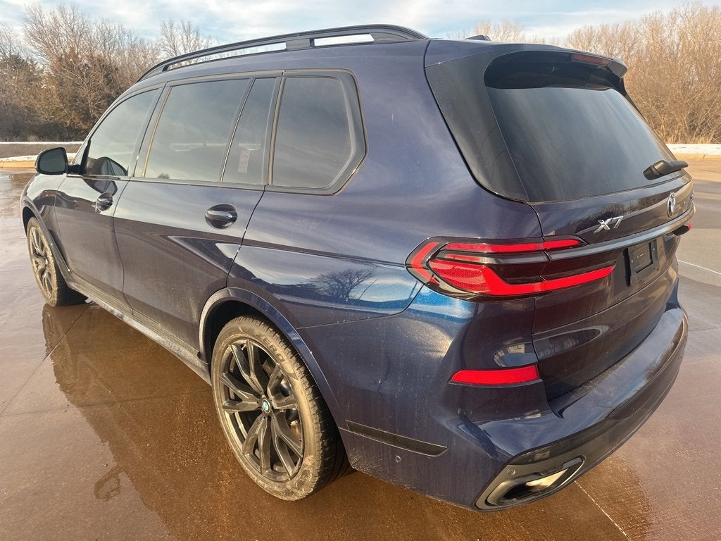 2025 BMW X7 xDrive40i