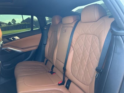 2024 BMW X6 xDrive40i