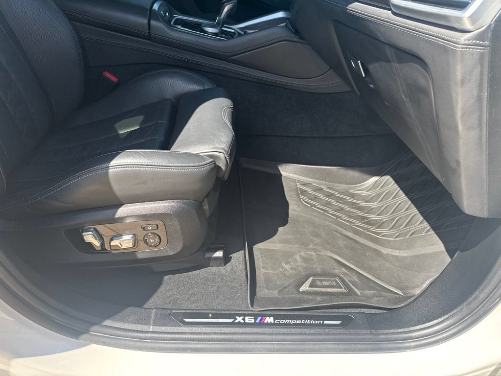 2023 BMW X6 M Base