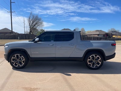 2025 RIVIAN R1T Adventure