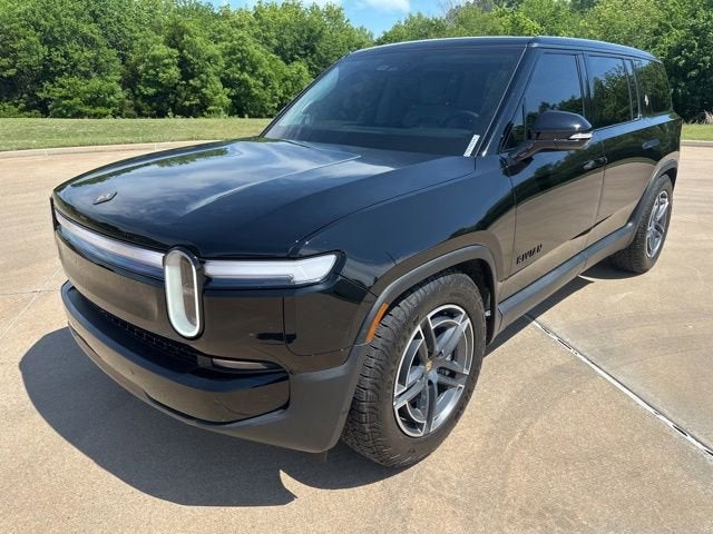 2025 RIVIAN R1S Adventure