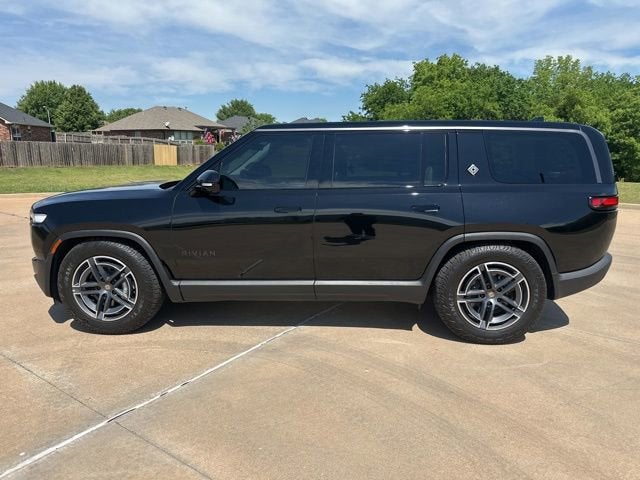 2025 RIVIAN R1S Adventure