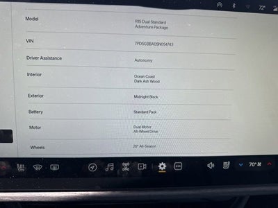 2025 RIVIAN R1S Adventure