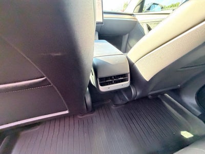 2024 Tesla Model Y Base