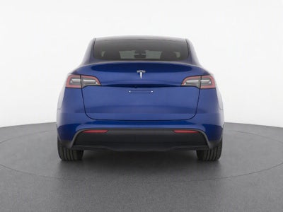 2024 Tesla Model Y Base