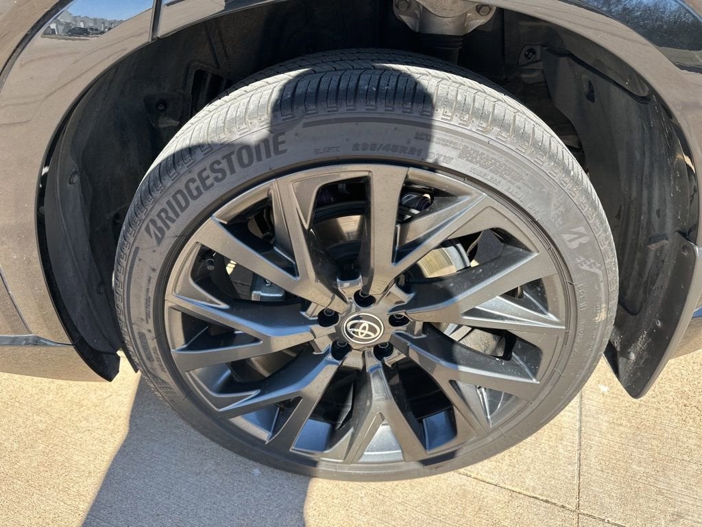 2025 Toyota Crown Signia XLE