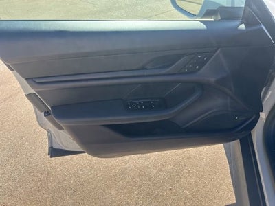 2022 Porsche Taycan Base