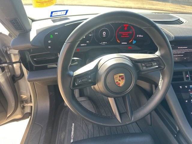 2022 Porsche Taycan Base