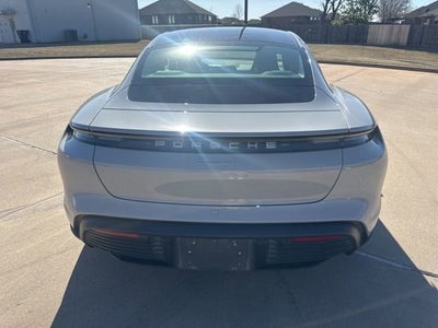 2022 Porsche Taycan Base