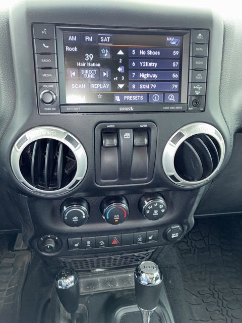 2018 Jeep Wrangler JK Sahara