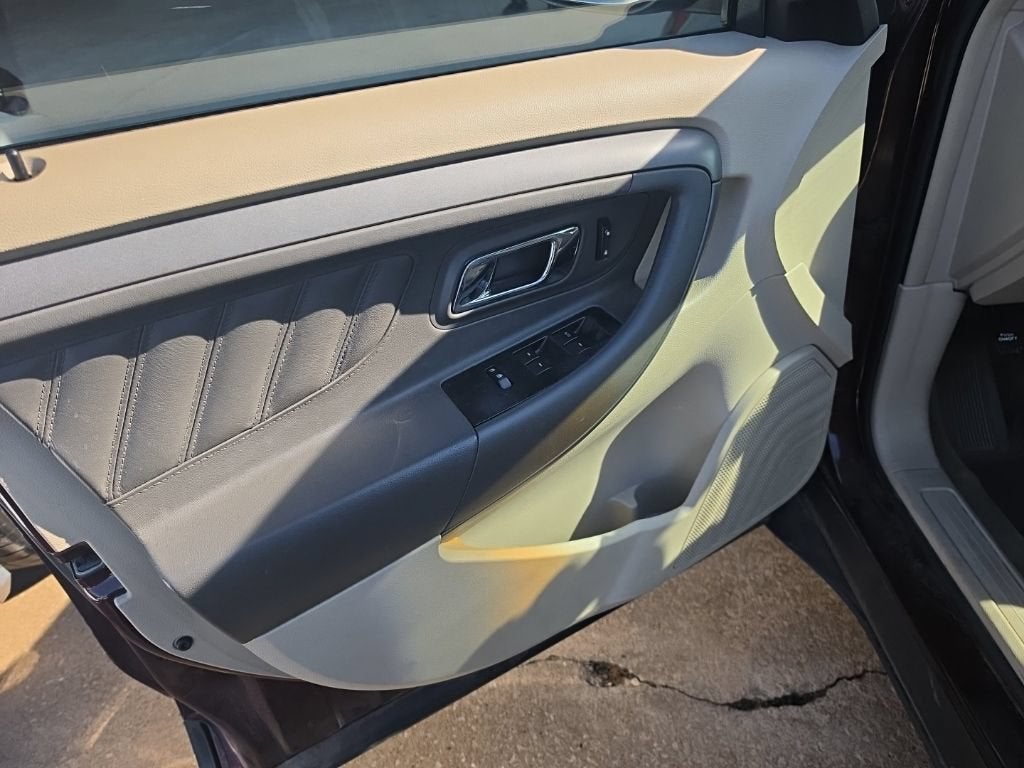 2012 Ford Taurus SEL