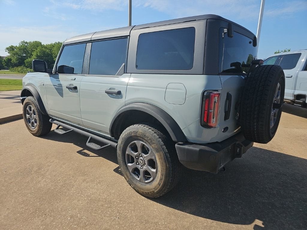 2023 Ford Bronco Base