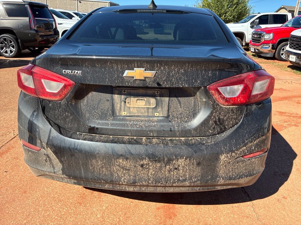 2018 Chevrolet Cruze LS