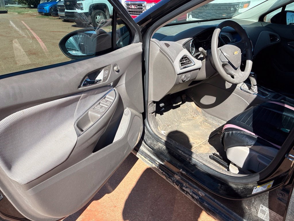 2018 Chevrolet Cruze LS