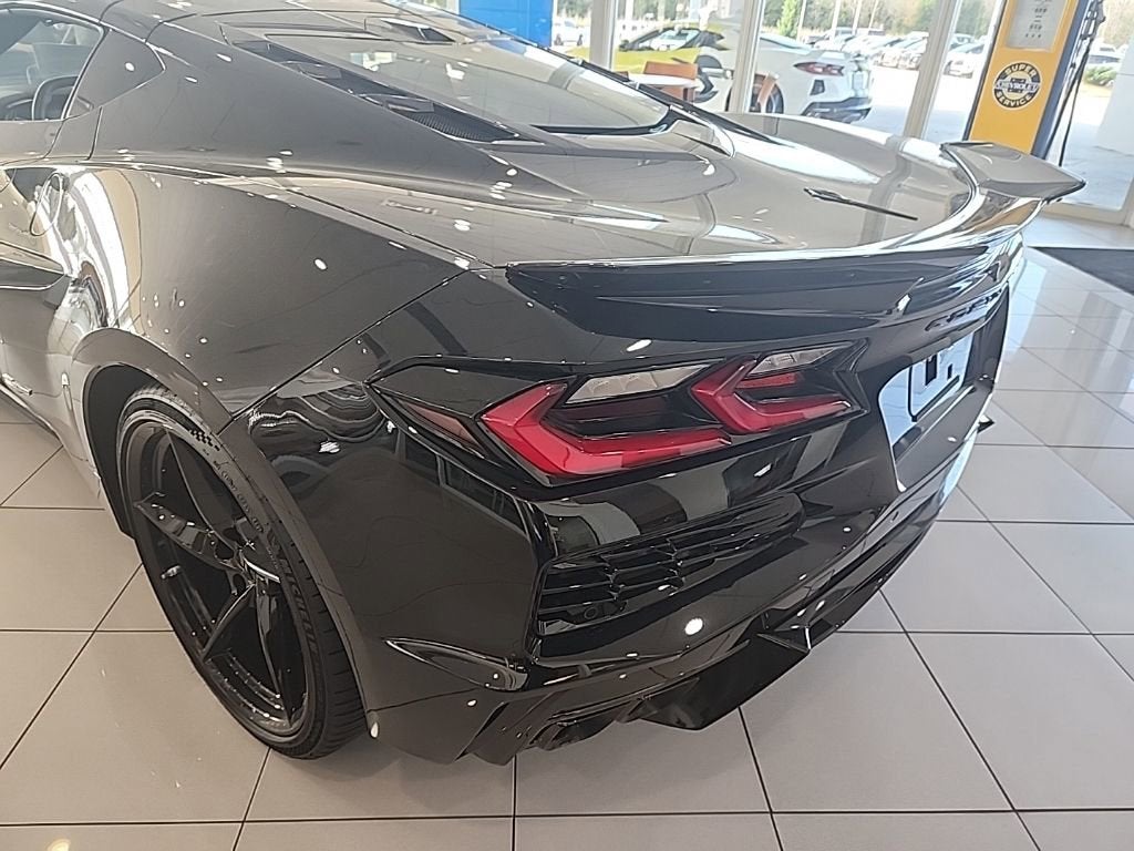 2025 Chevrolet Corvette E-Ray 1LZ